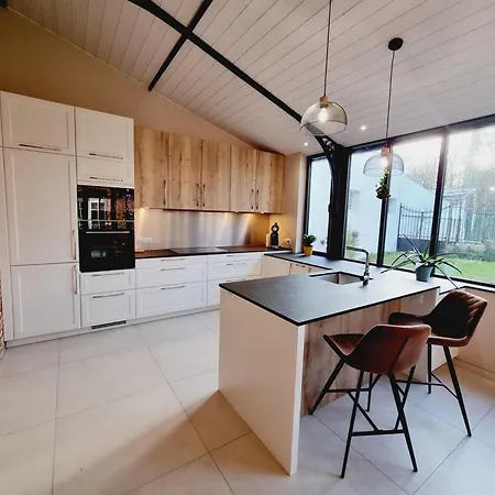 Casa de Férias Maison De Maitre Avec Jardin, Baby-foot, Proche De Cassel Et Plages Du Nord, Inclus ! - Fr-1-510-220 *