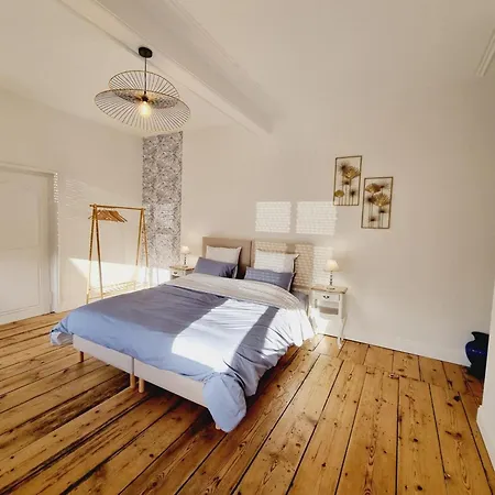Maison De Maitre Avec Jardin, Baby-foot, Proche De Cassel Et Plages Du Nord, Inclus ! - Fr-1-510-220