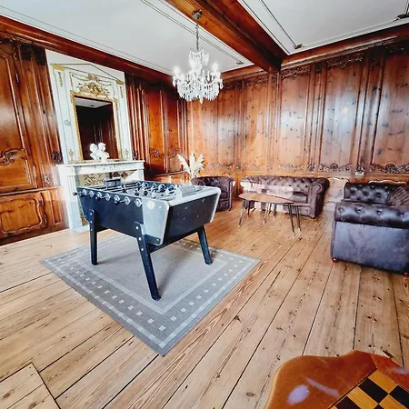 Maison De Maitre Avec Jardin, Baby-foot, Proche De Cassel Et Plages Du Nord, Inclus ! - Fr-1-510-220 *