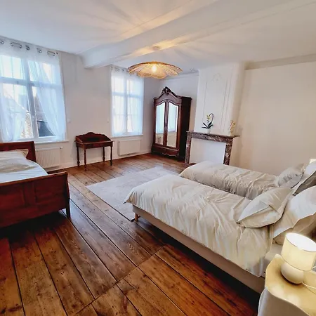 Maison De Maitre Avec Jardin, Baby-foot, Proche De Cassel Et Plages Du Nord, Inclus ! - Fr-1-510-220 *