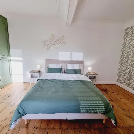 Maison De Maitre Avec Jardin, Baby-foot, Proche De Cassel Et Plages Du Nord, Inclus ! - Fr-1-510-220 * Arneke