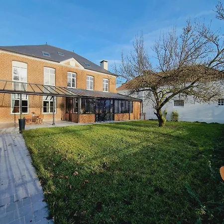 Maison De Maitre Avec Jardin, Baby-foot, Proche De Cassel Et Plages Du Nord, Inclus ! - Fr-1-510-220 Country house